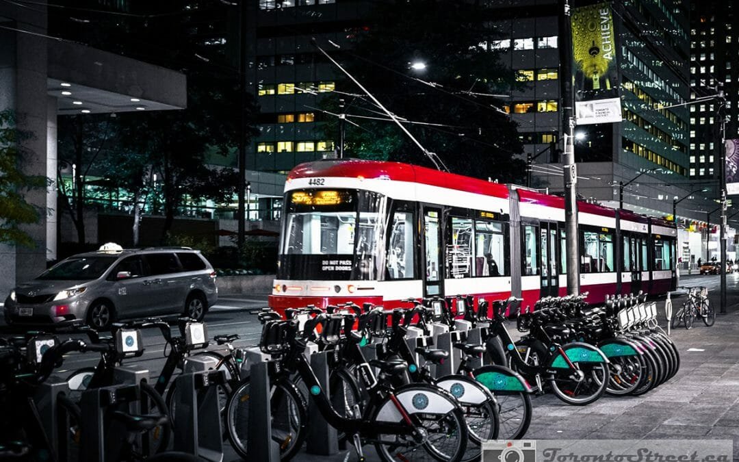 Busy & Colourful Toronto Street Shoot