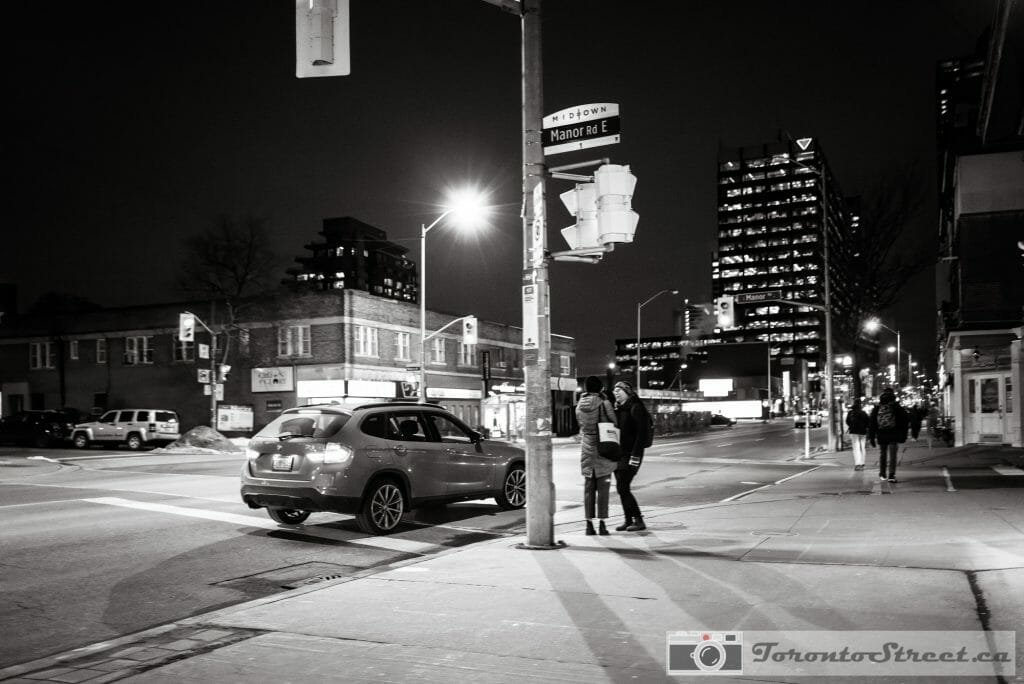 Leica Q2 street photography